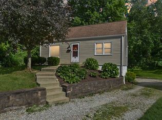 85 Adams Dr, Pittsburgh, PA