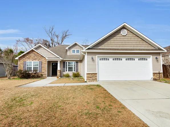 3600 Ella Sofia Ln, New Bern, NC 28562