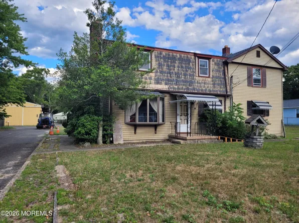 1198 Maxim Southard Road, Howell, NJ 07731
