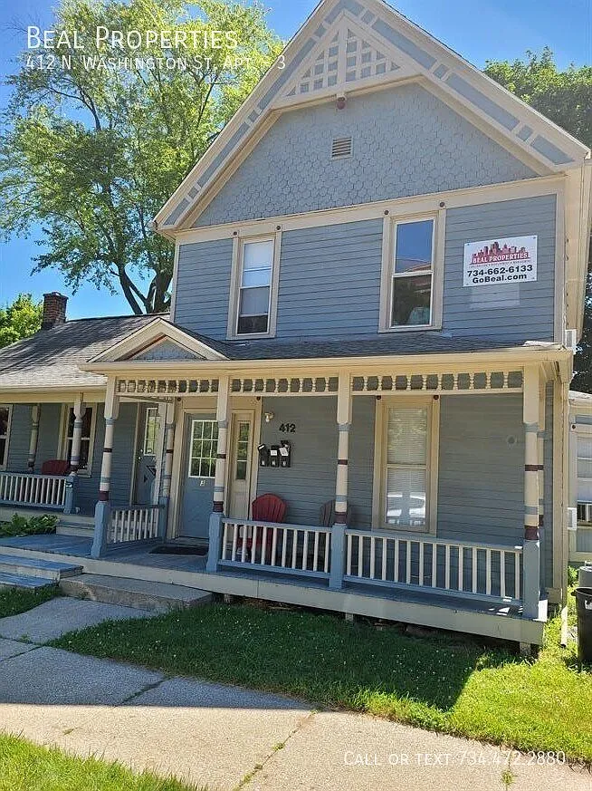 3 bed, $1,420 — Photo 1