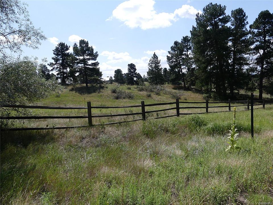 1st image of 7974 Deertrail Dr