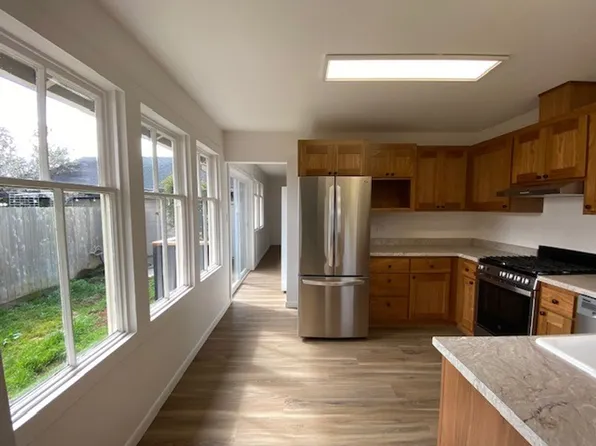 1720 L St, Eureka, CA 95501