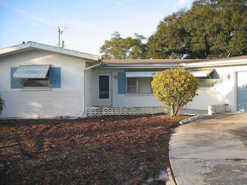 1st image of 216 Beach Ave