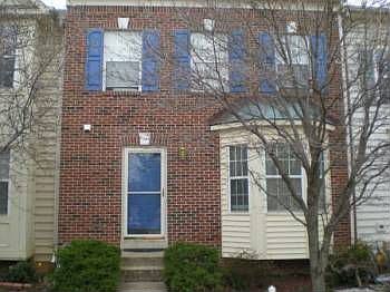1st image of 205 Park Brook Ct