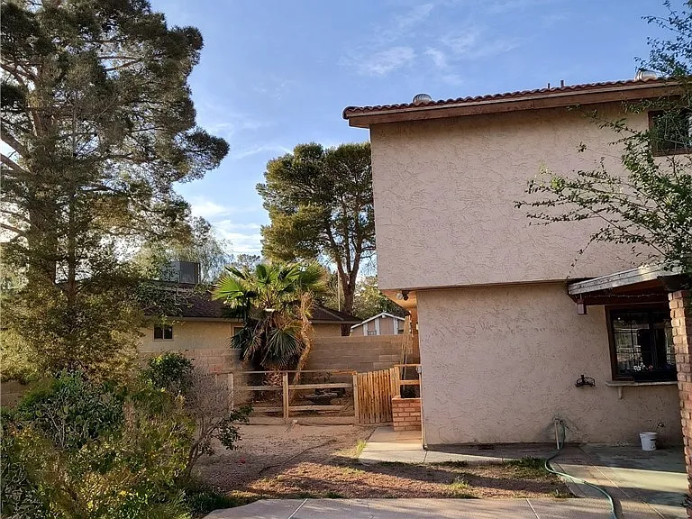 5805 Paseo Montana — Photo 4