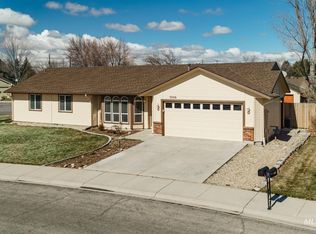 3096 W Foxtrotter Dr, Meridian, ID 83646