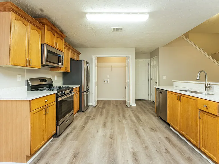 4265 Wesley Hall Dr — Photo 8