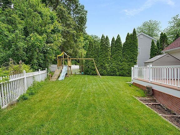 Back yard - play set