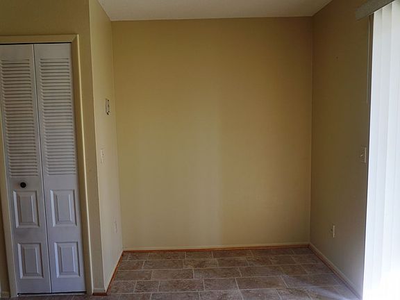 5th image of 116 Reserve 104 Cir