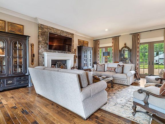 15th image of this home