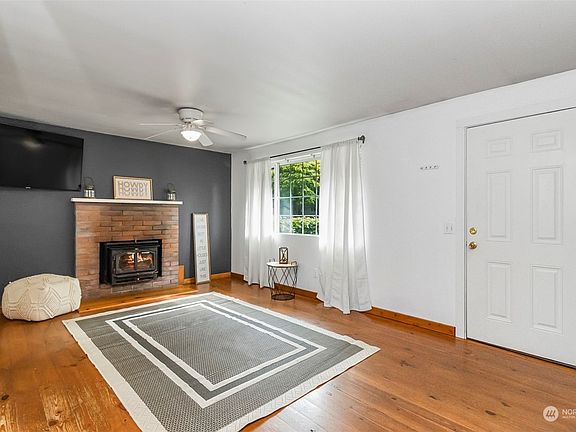 4th image of 804 94th Avenue SE