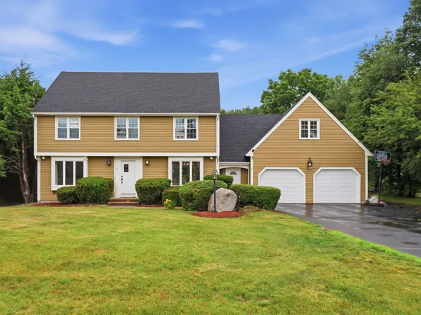 293 Davis St, Northborough, MA 01532