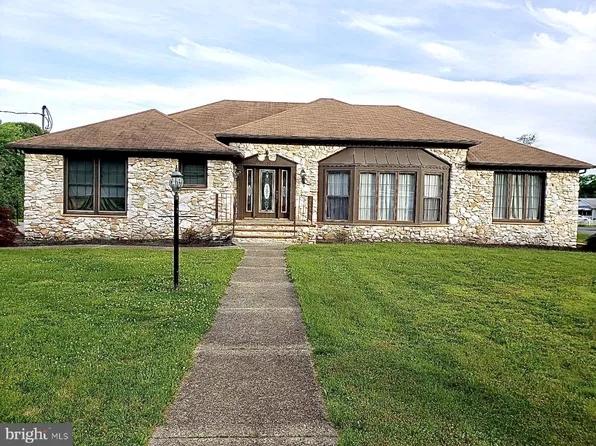 205 W Delaware Ave, Landisville, NJ 08326