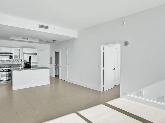 5th image of 888 Biscayne Blvd APT 5102
