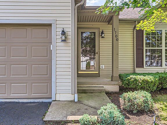 3rd image of 1700 Quail Meadows Dr
