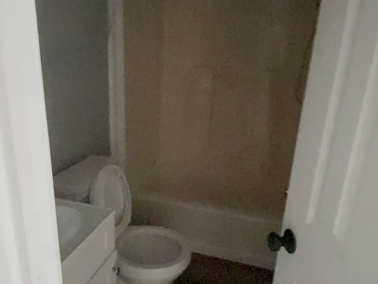 625 Allen St #2 — Photo 5