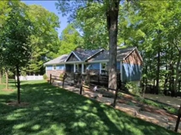 3640 Sadlersville Rd, Adams, TN 37010