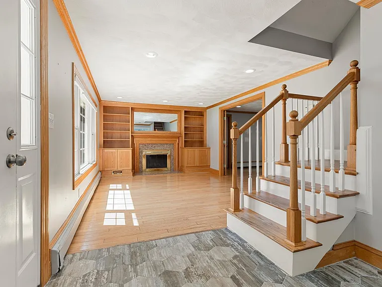 15 Marion St — Photo 2