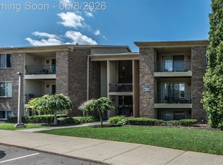 2605 Greenstone Blvd 212, Auburn Hills, MI 48326