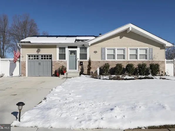 608 Fountain Ave, Cinnaminson, NJ 08077