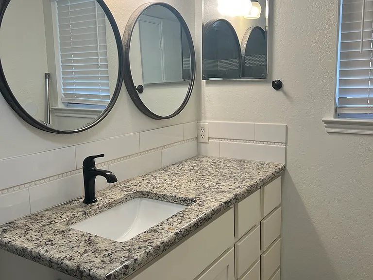 1710 Crest Point Dr — Photo 9