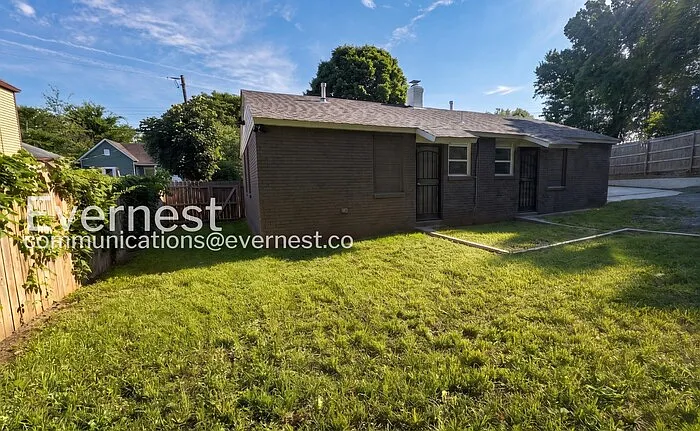 129 Majuba Ave — Photo 12