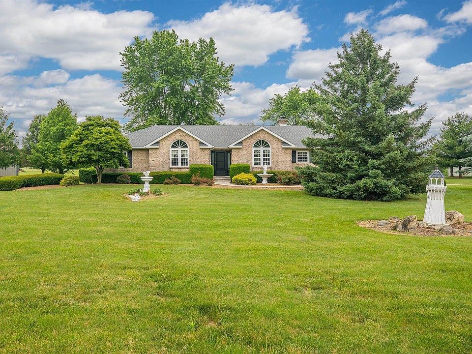 1st image of 6850 Castlewood Dr S