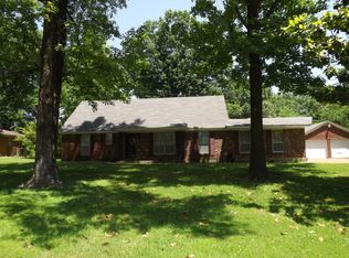 2922 Birchfield Dr, Memphis, TN 38127