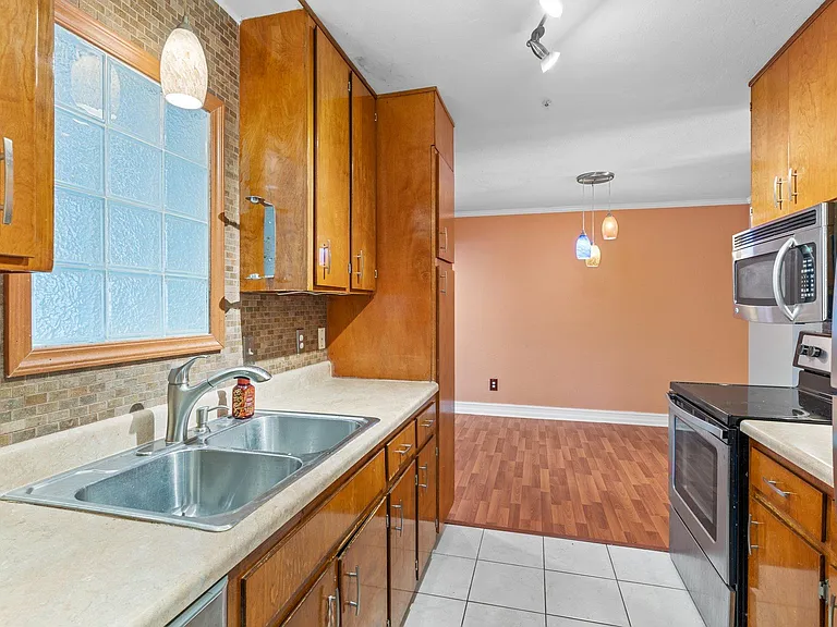 3213 Shimmy Ln — Photo 6