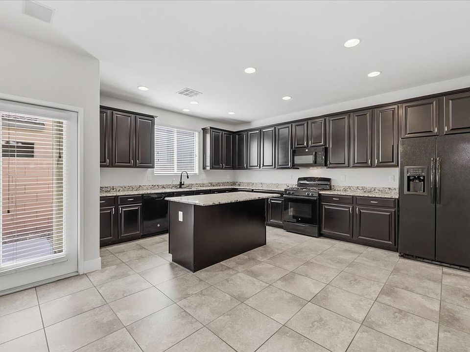 1st image of 7741 Lots Hills Dr