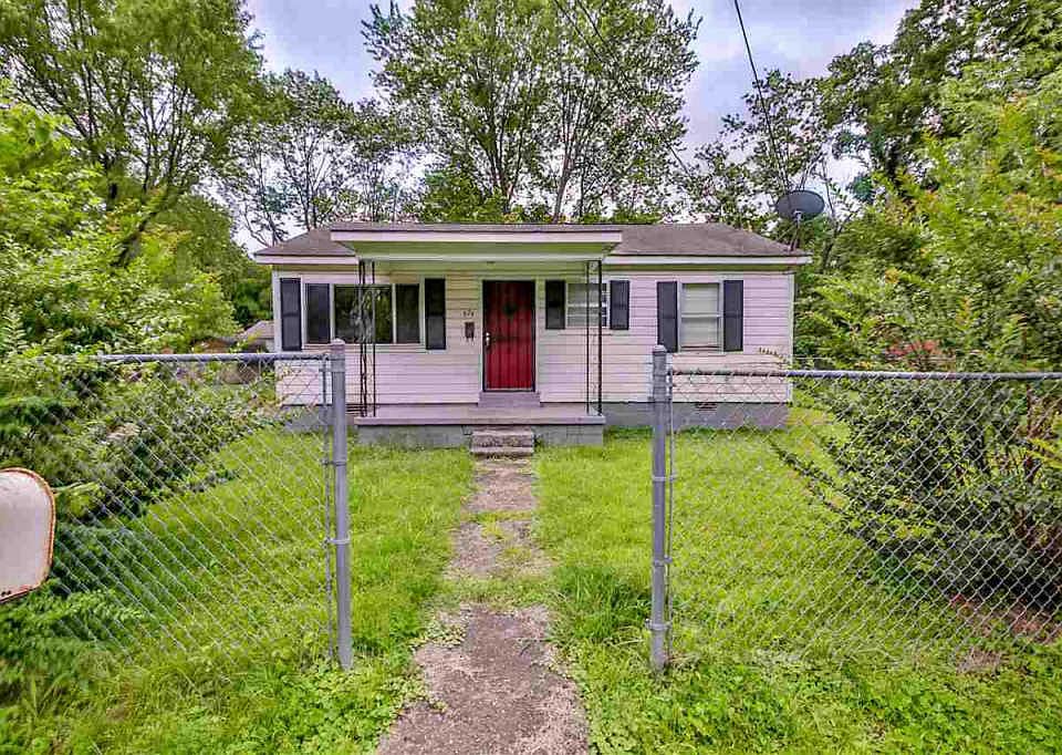 1st image of 676 Blakemore St