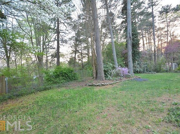 4th image of 2823 Brackenwood Dr