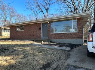 250 N Florissant Rd, Florissant, MO 63031