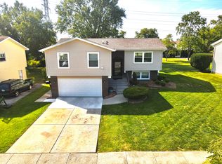 1109 Abbot Ln, University Park, IL