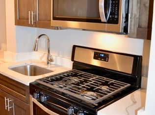 1339 S 4th St FLOOR 2, Philadelphia, PA 19147