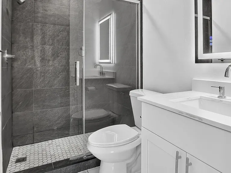 298 SW 6th St #204 — Photo 16