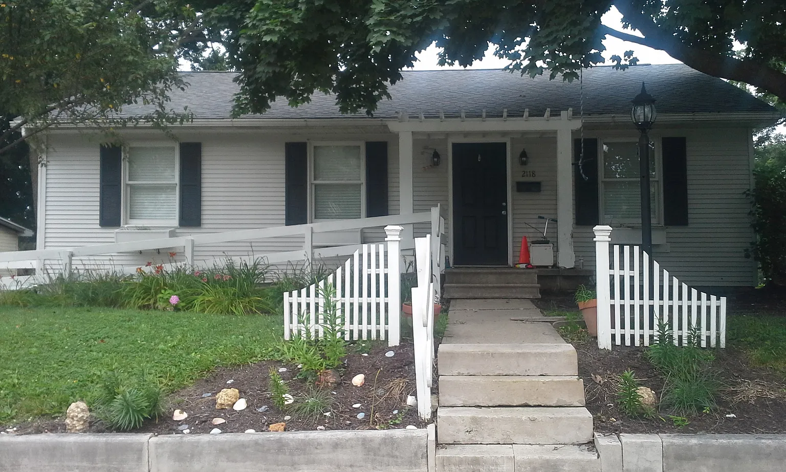 2118 H St photo 1