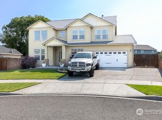 2111 S Sheppard St, Kennewick, WA 99338
