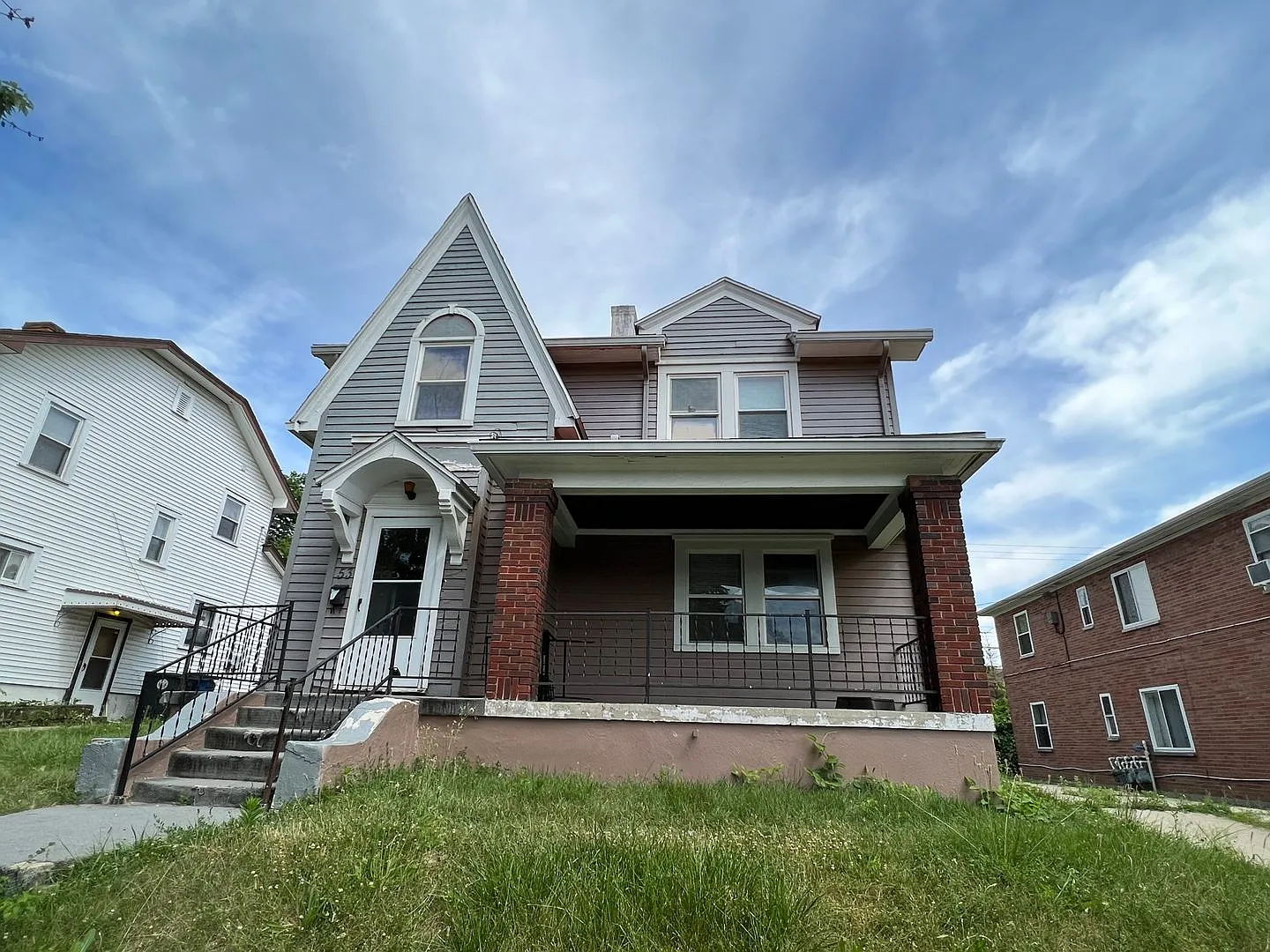 Very spacious 3 bedrooms 1 bathroom house in Dayton for rent — Photo 1