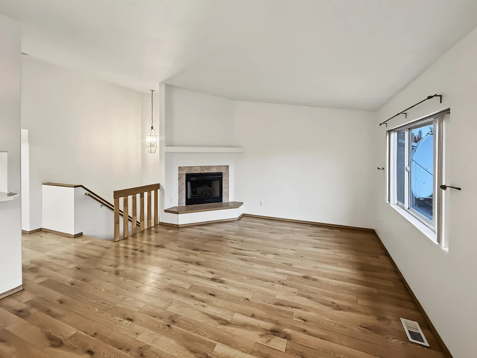 2633 Easthaven Circle - 1 — Photo 2