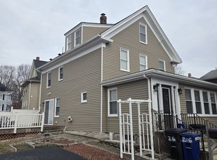 28 Pearl St, Milford, MA 01757