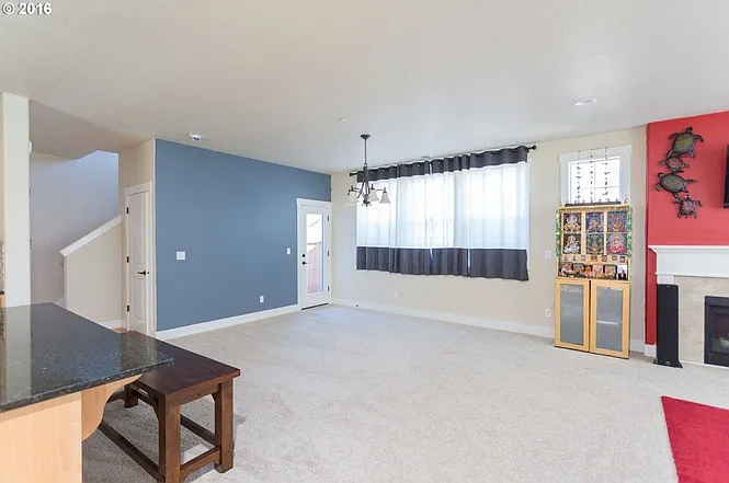 7697 NE Prefontaine St — Photo 5