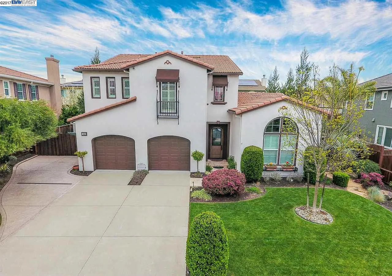 760 Traviso Cir photo 1