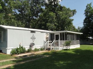 312 W Railroad St, Odum, GA 31555