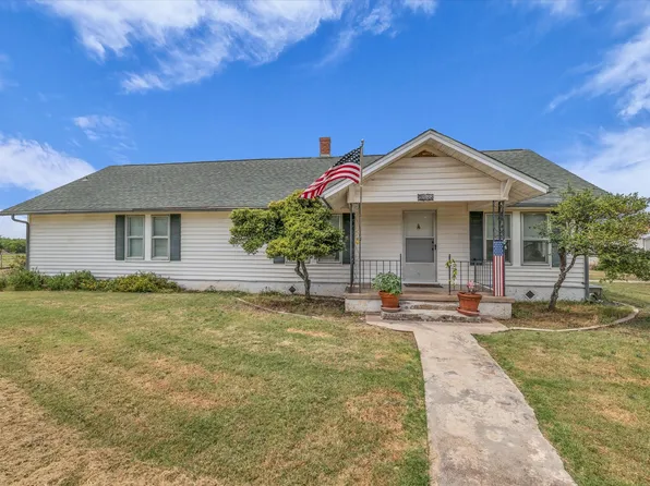 15288 Old China Spring Rd, China Spring, TX 76633