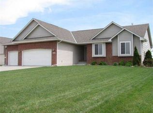 3306 N Lake Ridge St, Wichita, KS 67205