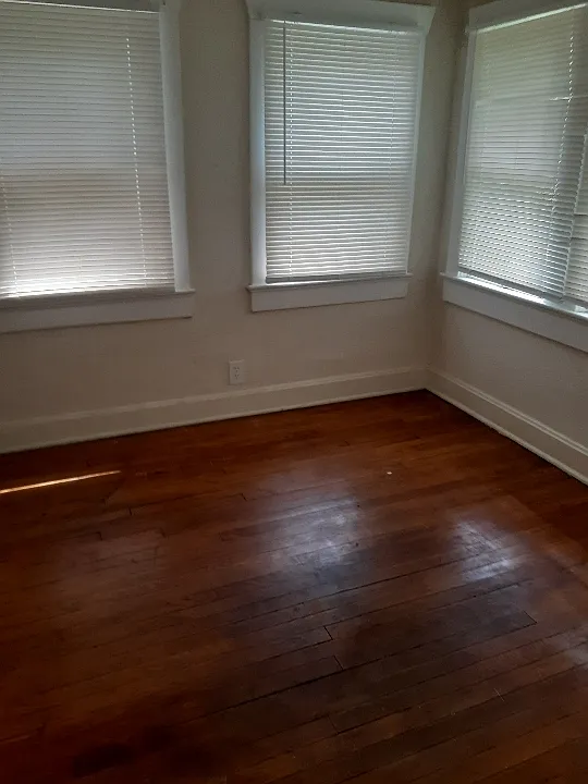 2 bed, 650 sqft, $975 — Photo 4