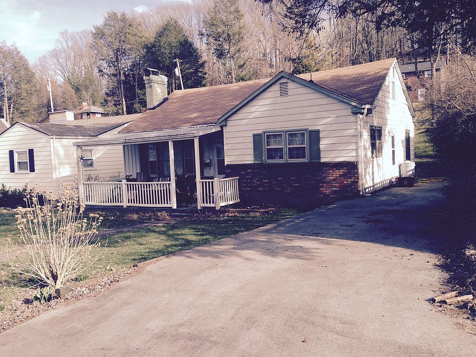 1st image of 417 Poplar St W