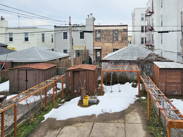 1718 64th St #1, Brooklyn, NY 11204