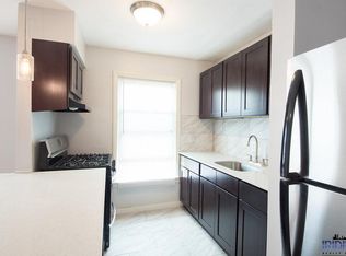 16 Beaumont Pl, Newark, NJ 07104